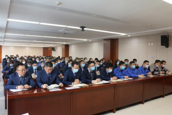 爱游戏官方网页版-爱游戏(中国)
召开2021年工作总结表彰暨2022年工作安排部署会议(图6)