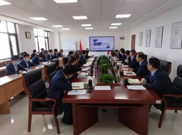 爱游戏官方网页版-爱游戏(中国)
召开党委理论中心组集体学习会议(图2)