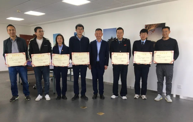 爱游戏官方网页版-爱游戏(中国)
团委举办“庆五一、迎五四”球类联谊比赛(图3)