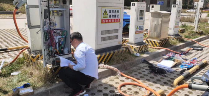 爱游戏官方网页版-爱游戏(中国)
平煤机公司开展充电桩检修(图2)