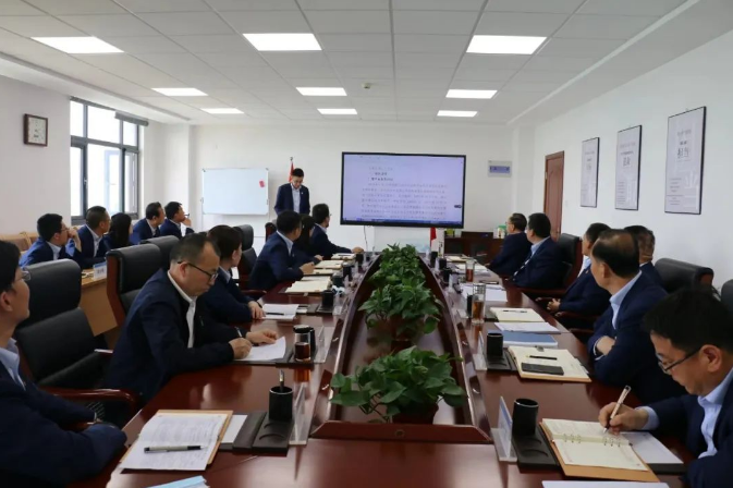 爱游戏官方网页版-爱游戏(中国)
召开党委理论中心组集体学习会议(图2)