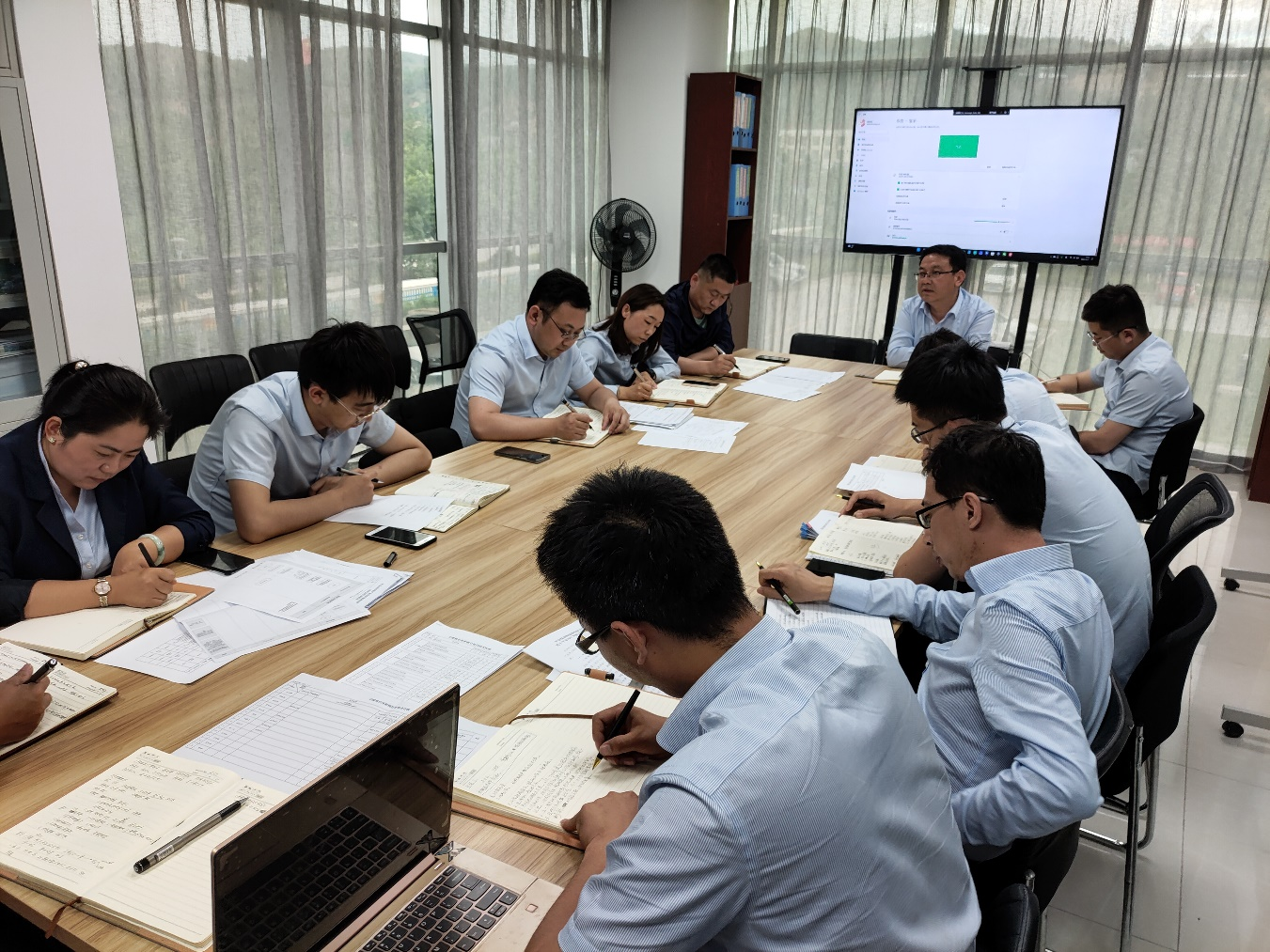爱游戏官方网页版-爱游戏(中国)
平煤机公司开展作风集中整顿月活动第二期工作总结(图1)