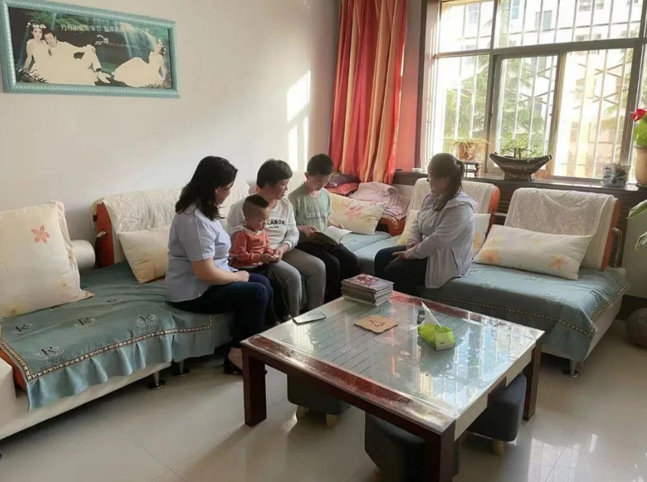 爱游戏官方网页版-爱游戏(中国)
开展女职工未成年子女关爱活动(图2)