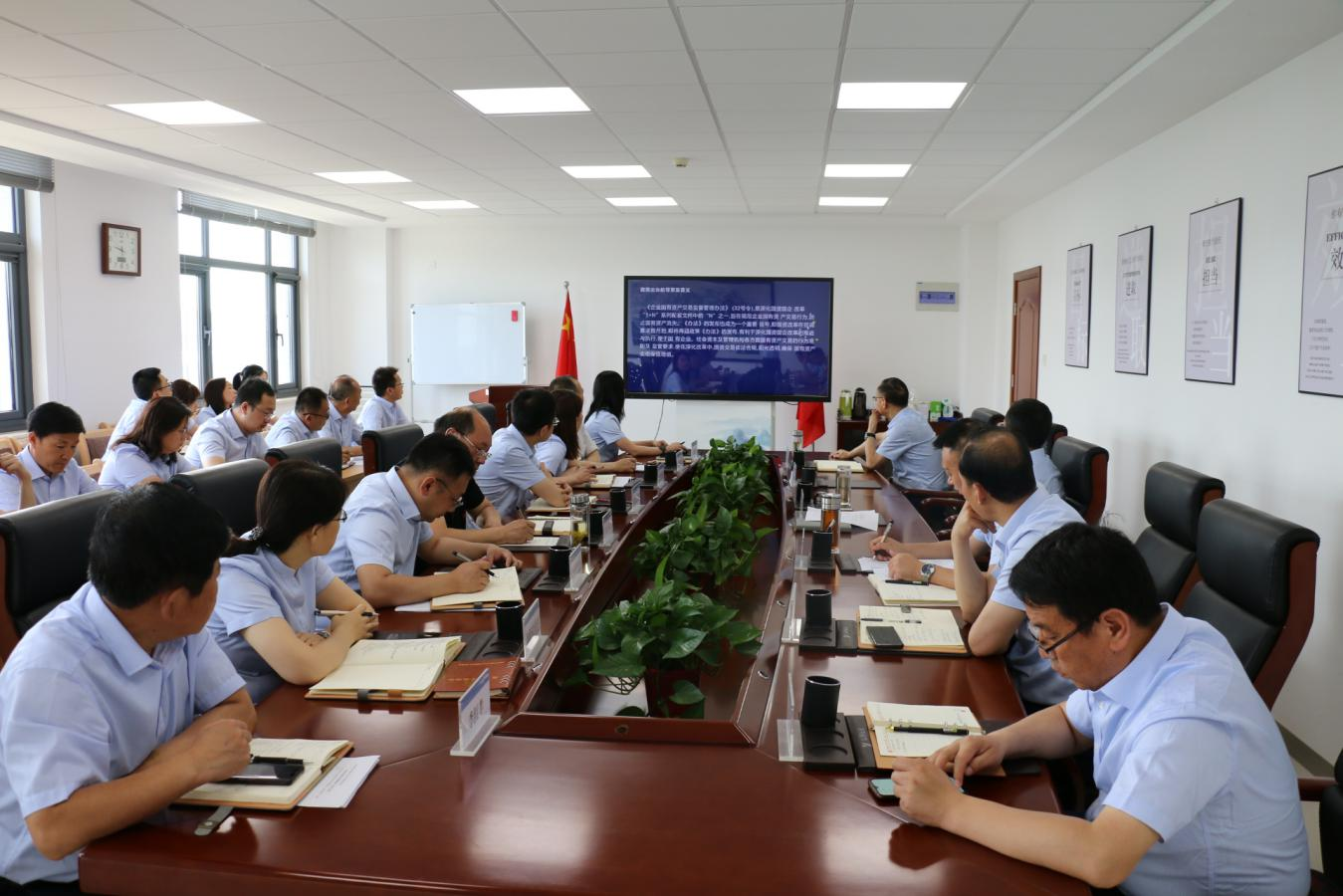 爱游戏官方网页版-爱游戏(中国)
召开党委理论中心组集体学习研讨会议(图2)