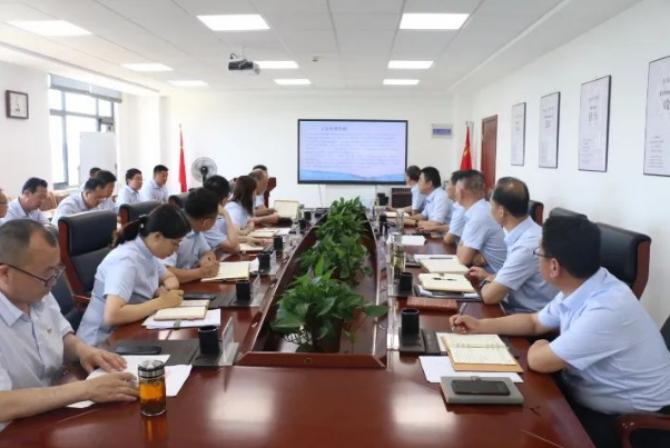 爱游戏官方网页版-爱游戏(中国)
召开党委理论中心组集体学习会议(图2)